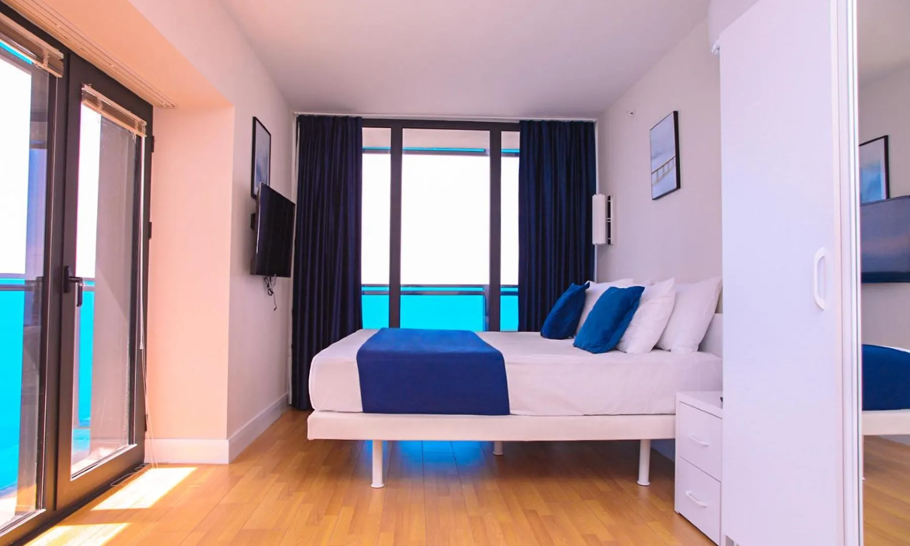 *****  Panoramic Sea View Aparthotel In Orbi City Batum Gürcistan