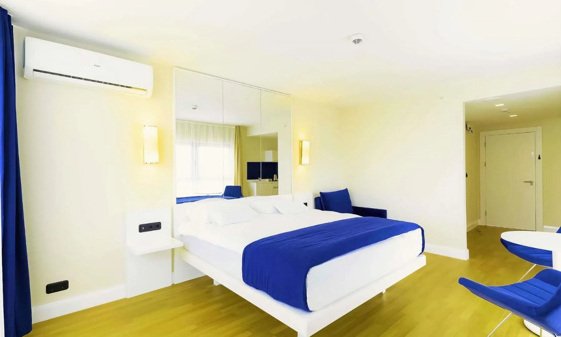 Panoramic Sea View Aparthotel In Orbi City Batum 5*,