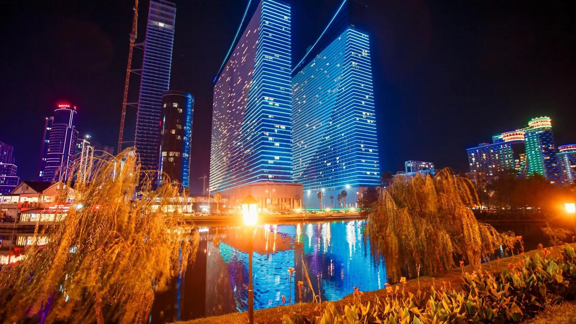 Panoramic Sea View Aparthotel In Orbi City Batum