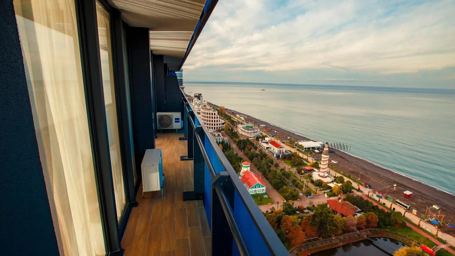 Panoramic Sea View Aparthotel In Orbi City Batum