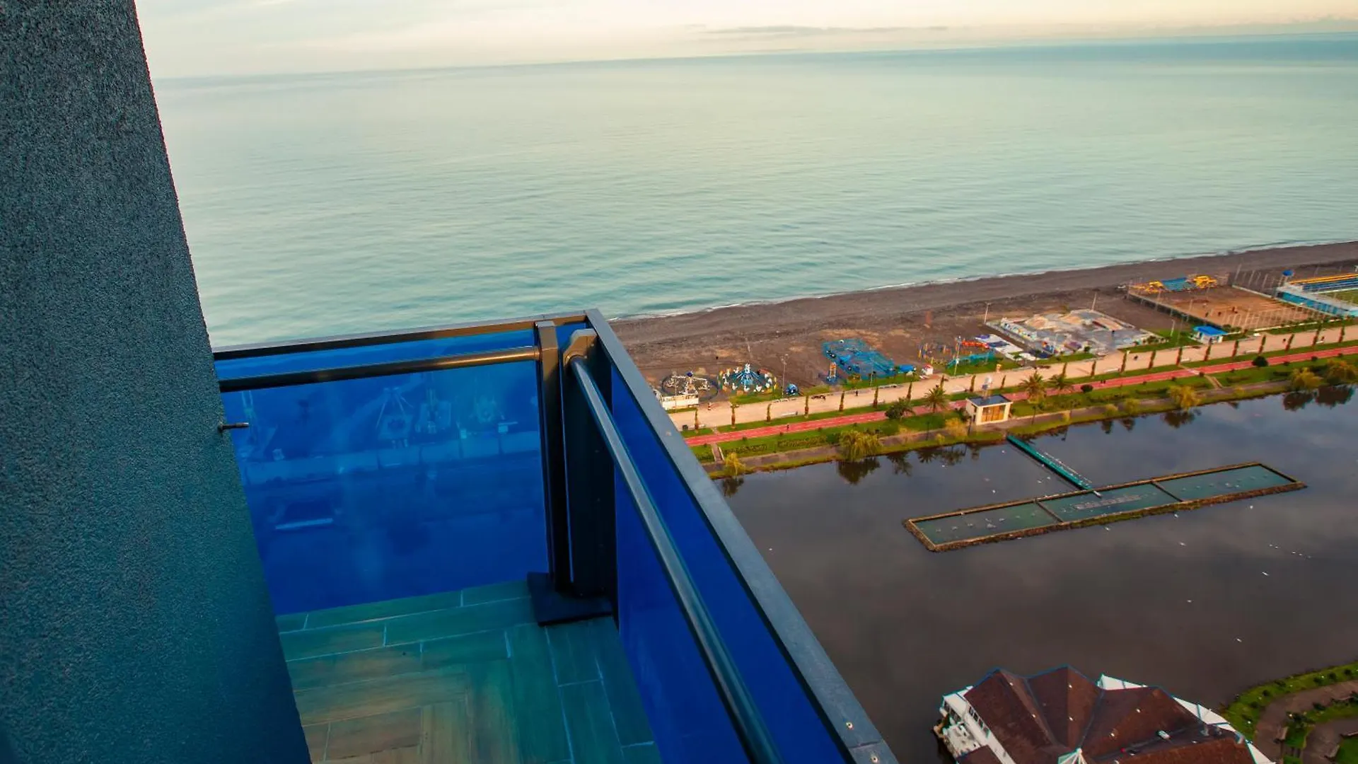*****  Panoramic Sea View Aparthotel In Orbi City Batum Gürcistan