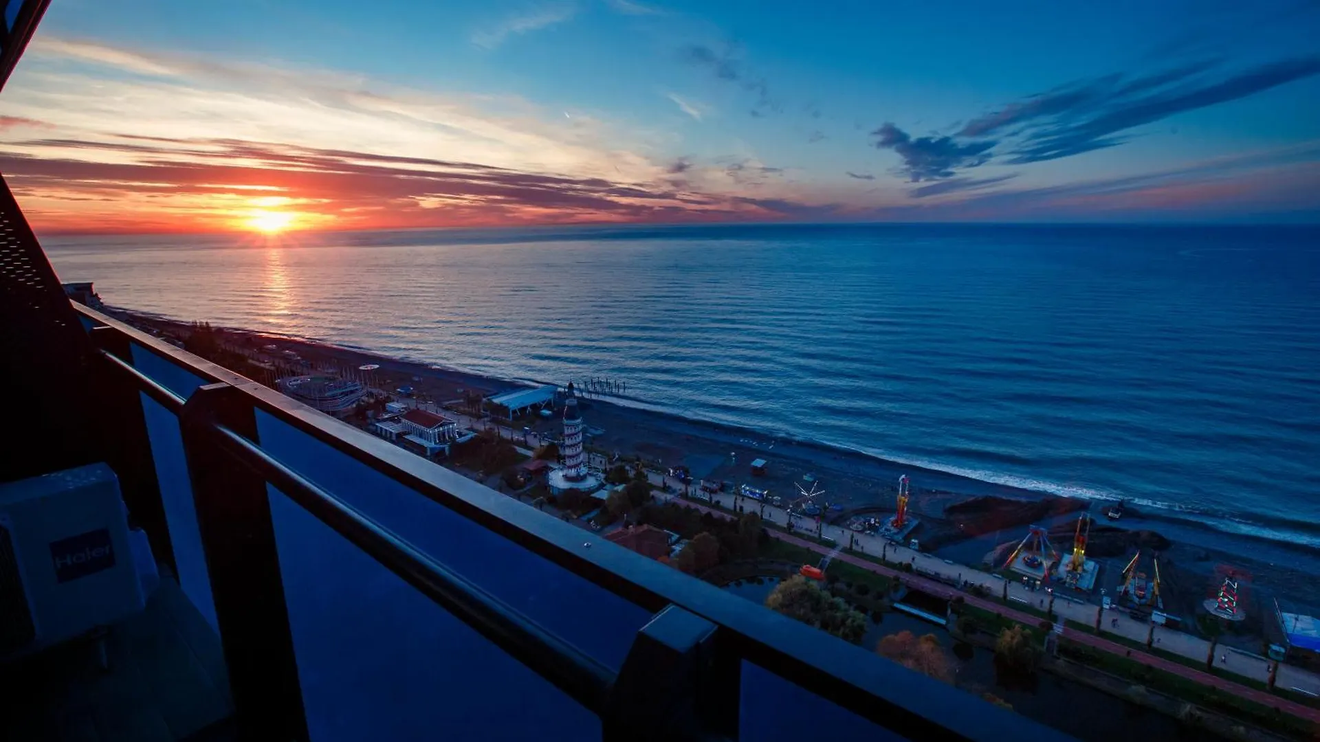 Panoramic Sea View Aparthotel In Orbi City Batum
