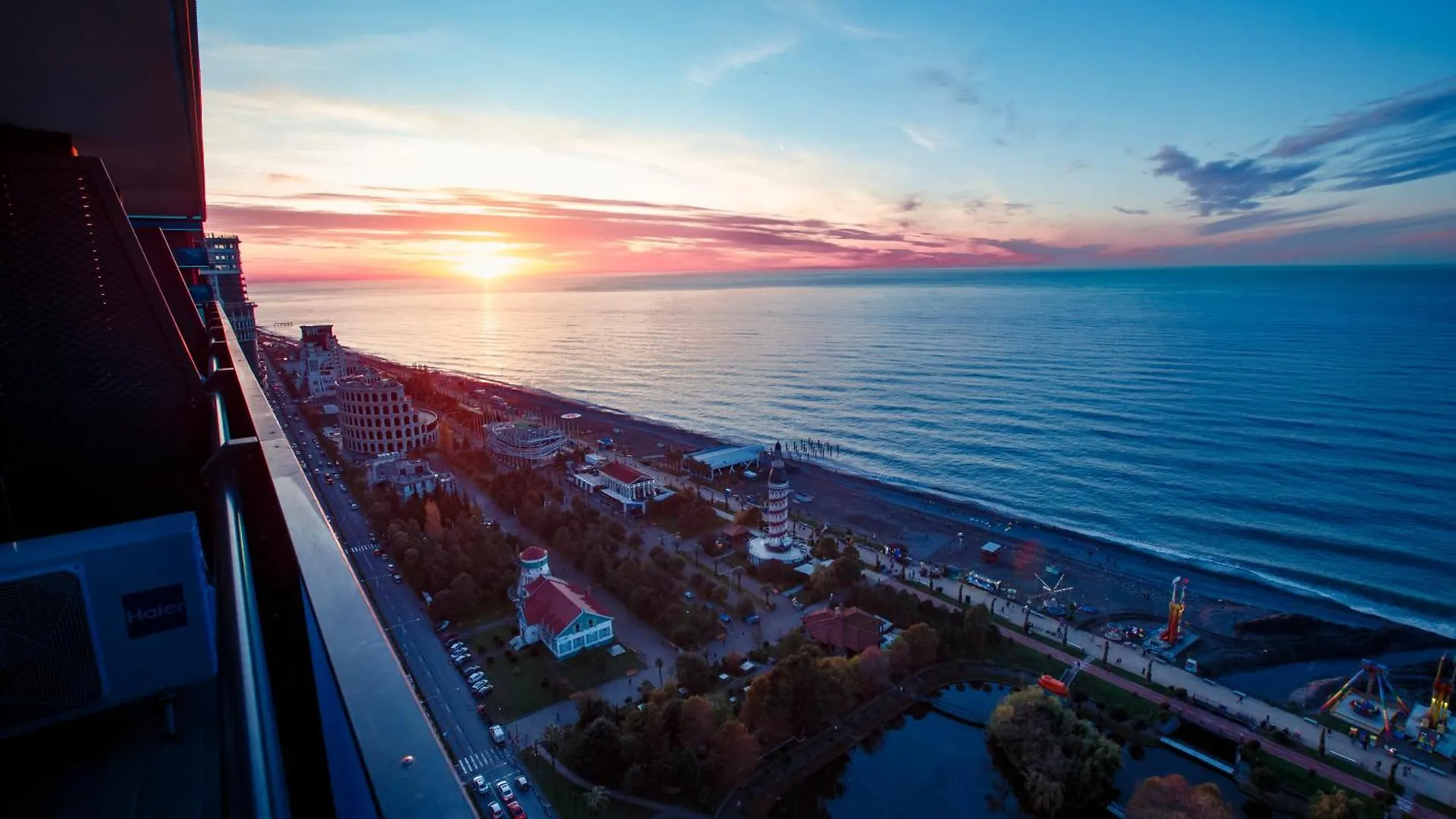 Panoramic Sea View Aparthotel In Orbi City Batum