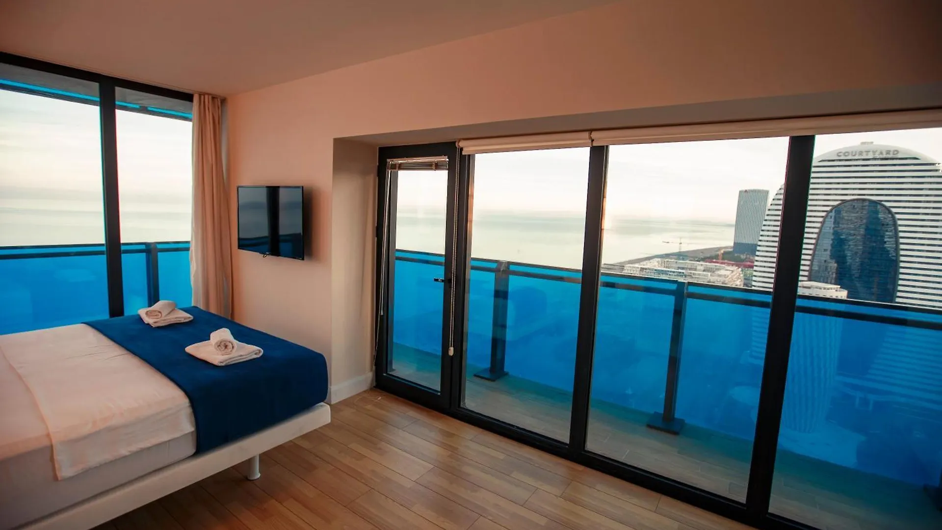 Panoramic Sea View Aparthotel In Orbi City Batum 5*,  Gürcistan